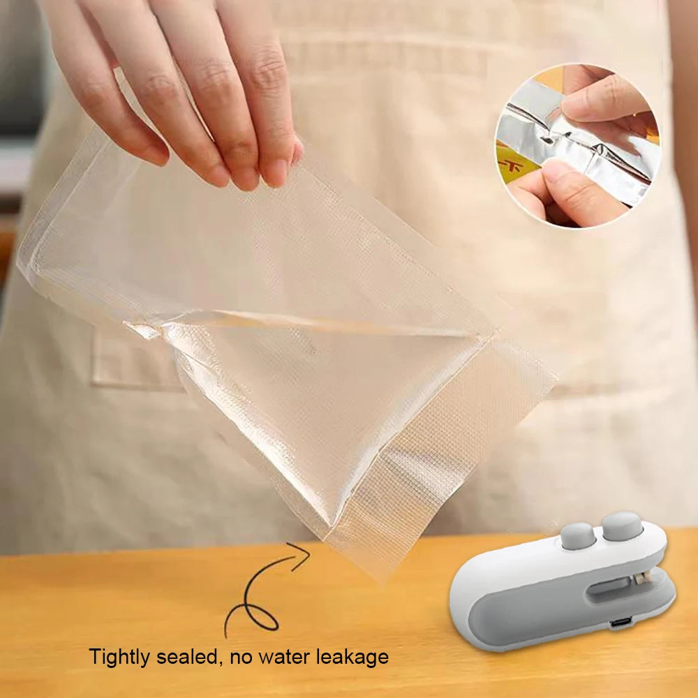 Mini Heat Bag Sealer Rechargeable Food Packaging Heat Sealer Handheld Plastic Bag Sealing Machine Food Package Clip Bag Sealer
